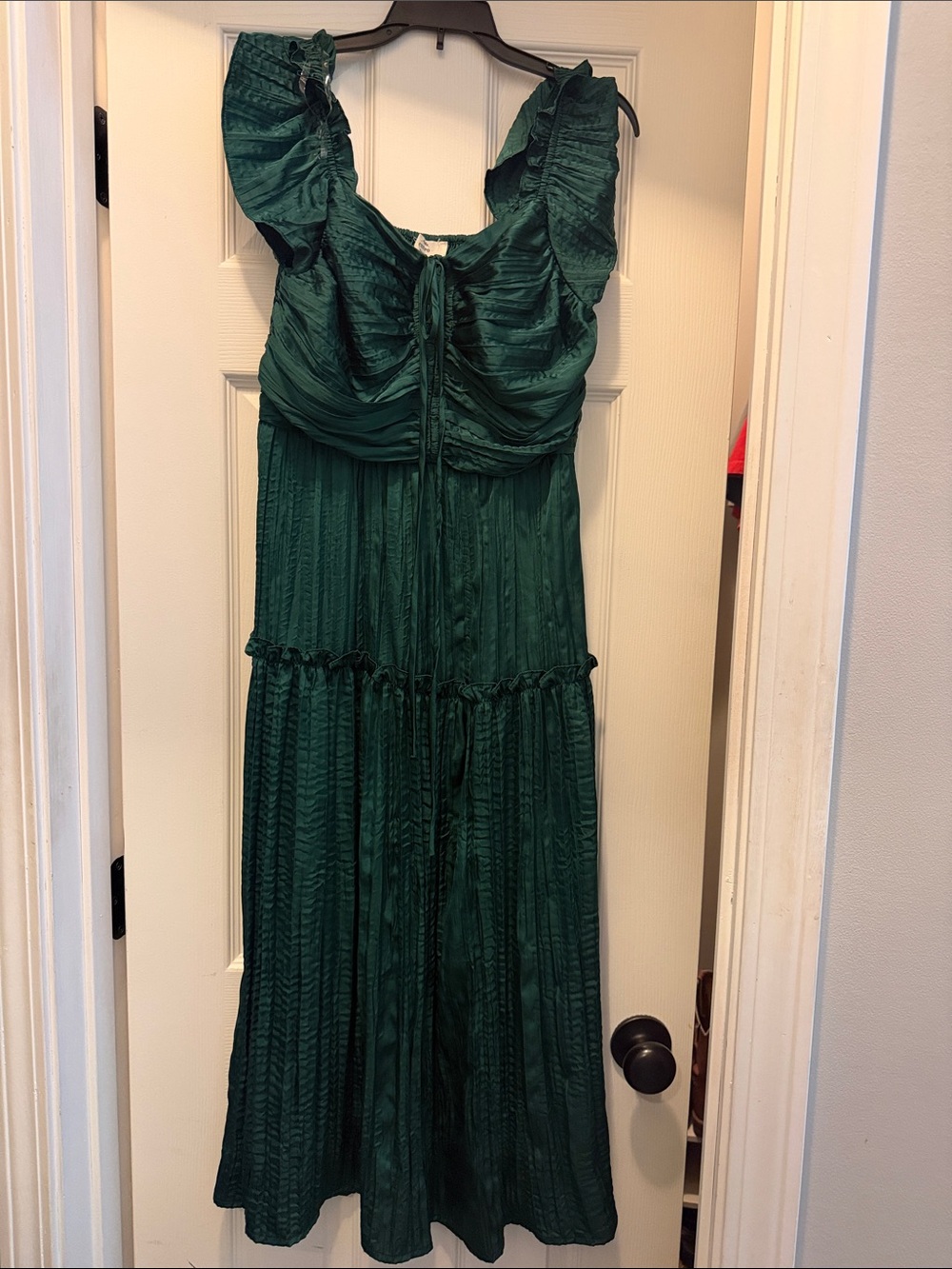 entro Deep Green Ruffle Strap Maxi Dress